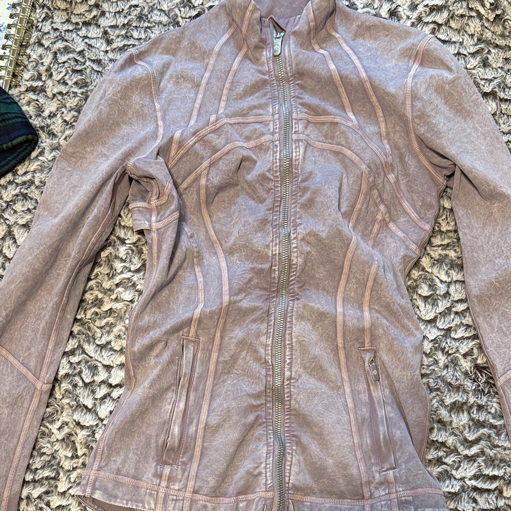 Lululemon Size 2 Define